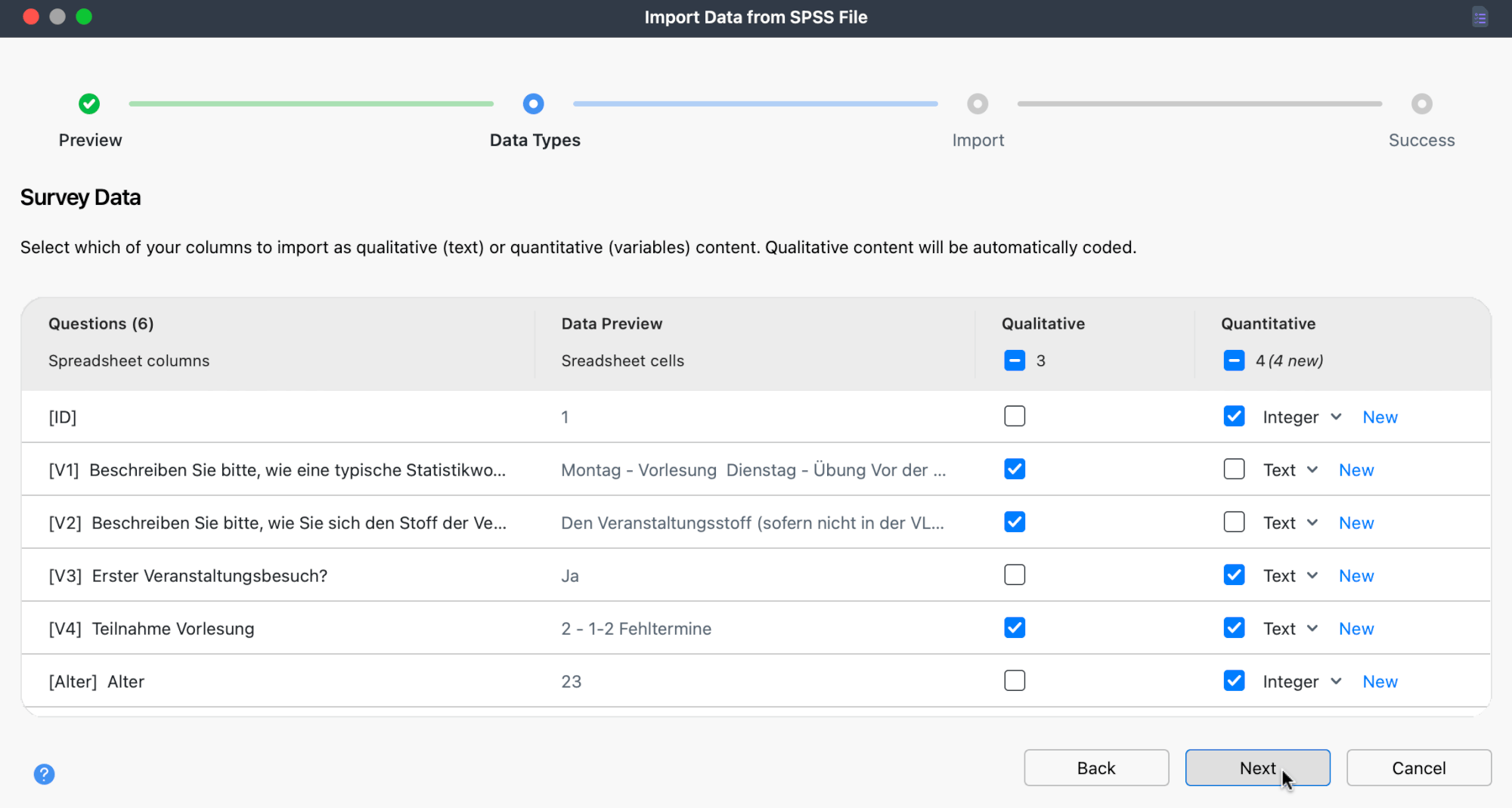 MAXQDA window showing the data type confirmation step, where users can classify survey answers and variables as qualitative, quantitative, or both