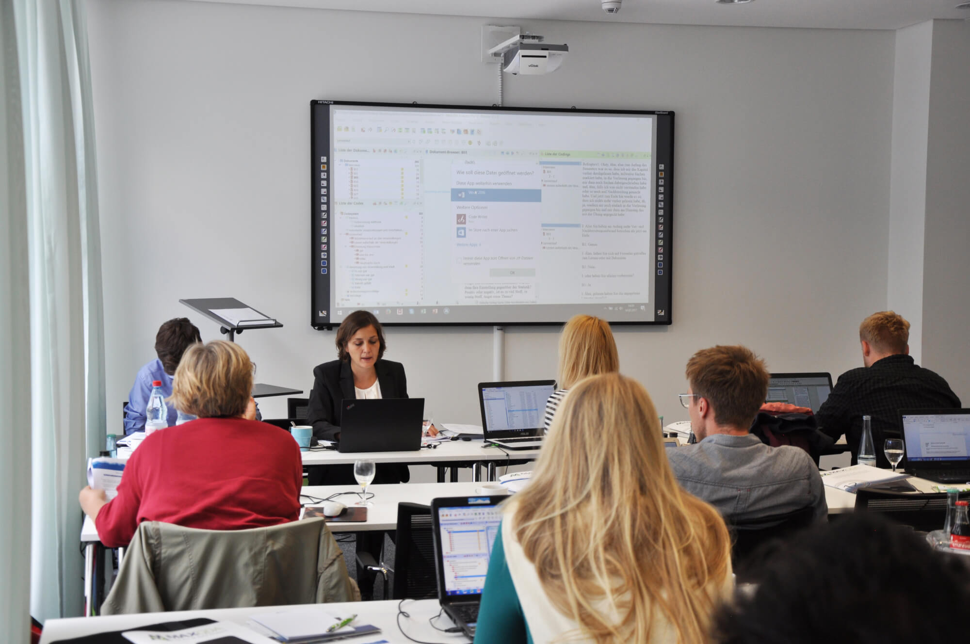 Researchers from different disciplines participated the MAXQDA Workshop.