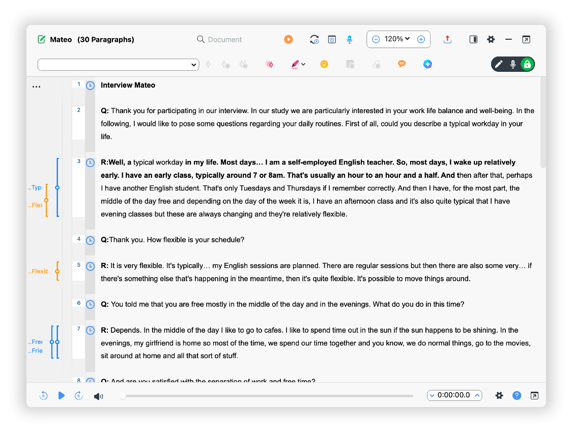 MAXQDA Dokumentenfenster mit integrierter Playbar neben dem Transkriptionstext